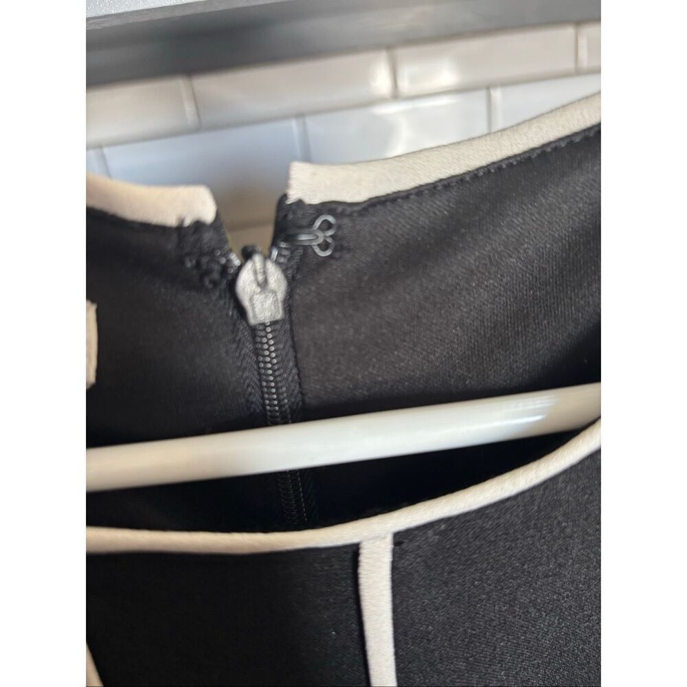 Dress  - Picture 2 of 5